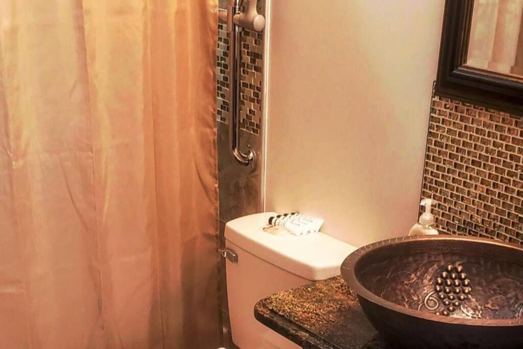 Stylish Suite Tampa Minutes To Hard Rock Casino Mango Ngoại thất bức ảnh